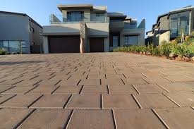 Best Concrete Driveway Installation  in Detroit Lakes, MN